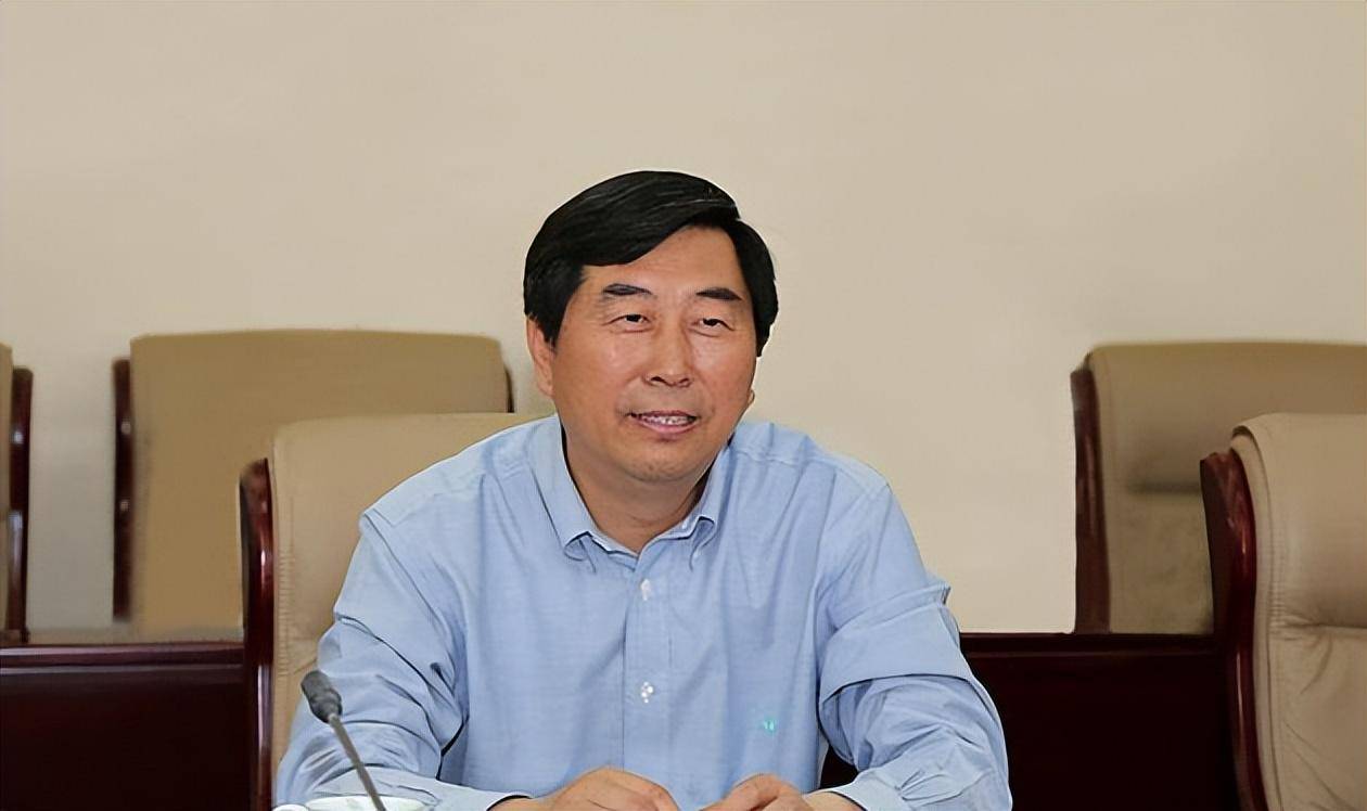 华为手机怎么调时间长:河南省农信社原党委书记王哲，被查